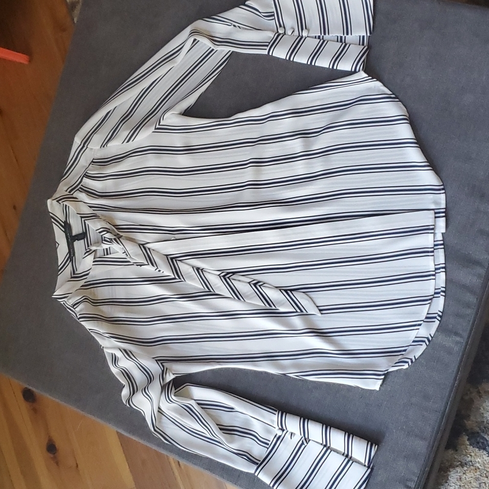 WHBM Bell Sleeve Blue White Striped Blouse with Tie Size 2